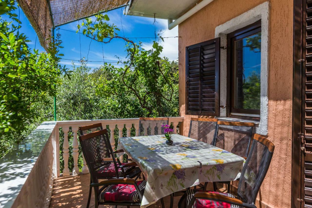 Holiday Home Flora Zadar Exterior foto